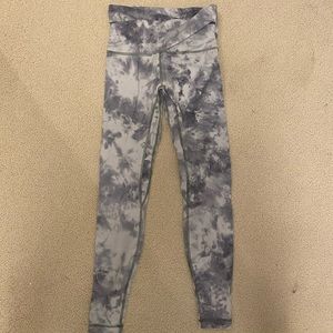 Lululemon tie dye align leggings